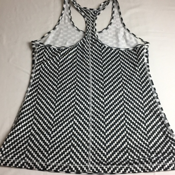Nike tank top - Picture 4 of 4